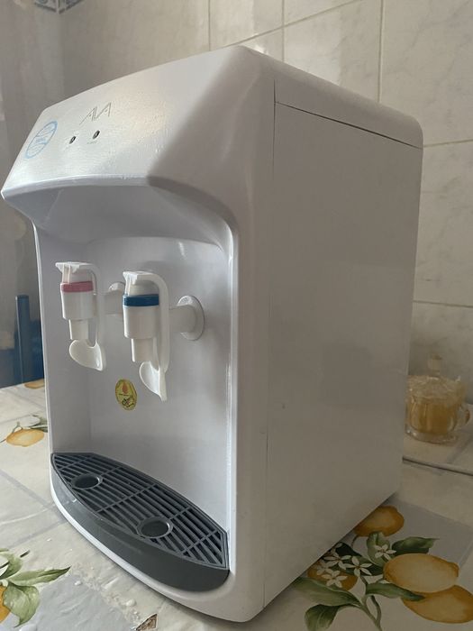 Продается кулер для воды