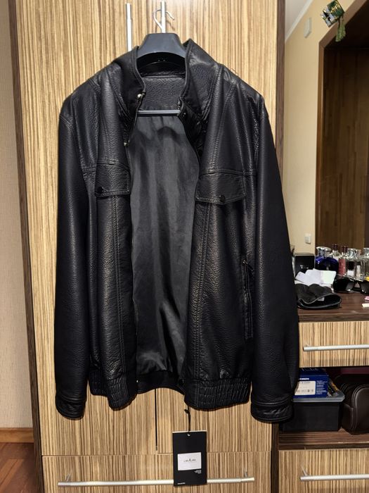 Продам новую кожанку