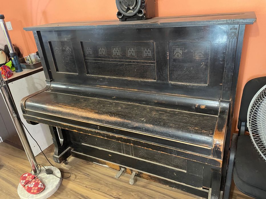 Robert Gebauer Dresden Пиано