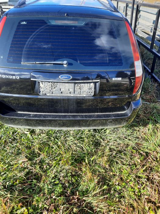 Vând Ford mondeo