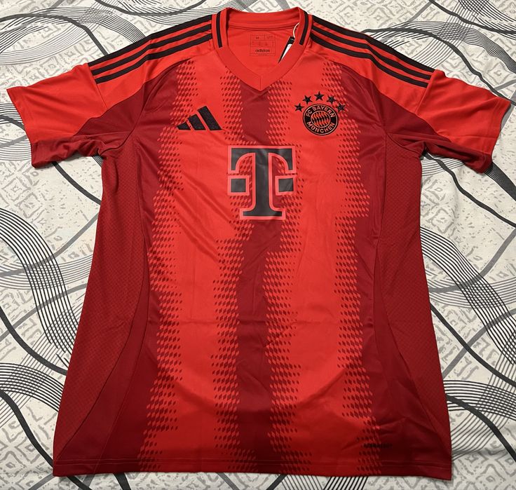 Оригинална тениска на Байерн Мюнхен