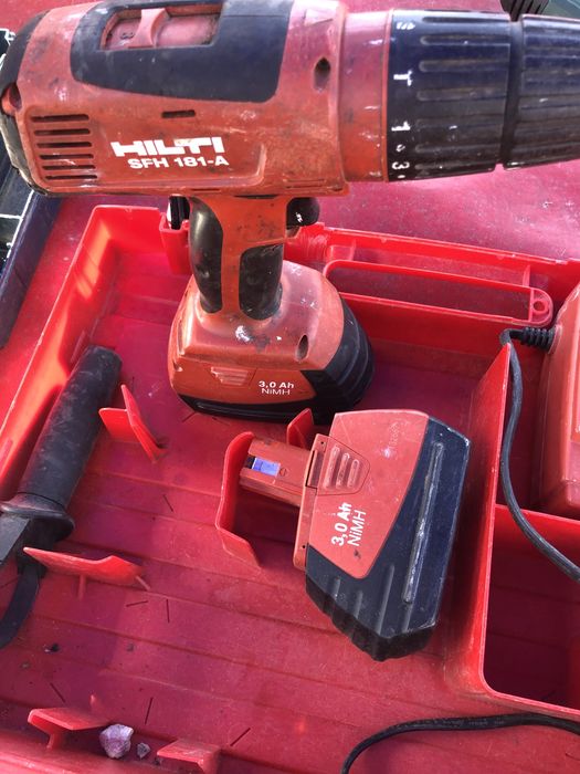 De vanzare filetanta pe acumulator Hilti