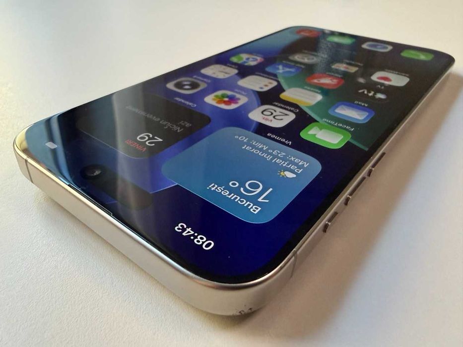  Apple / iPhone 15 Pro Max / 256 Gb / Natural Titanium