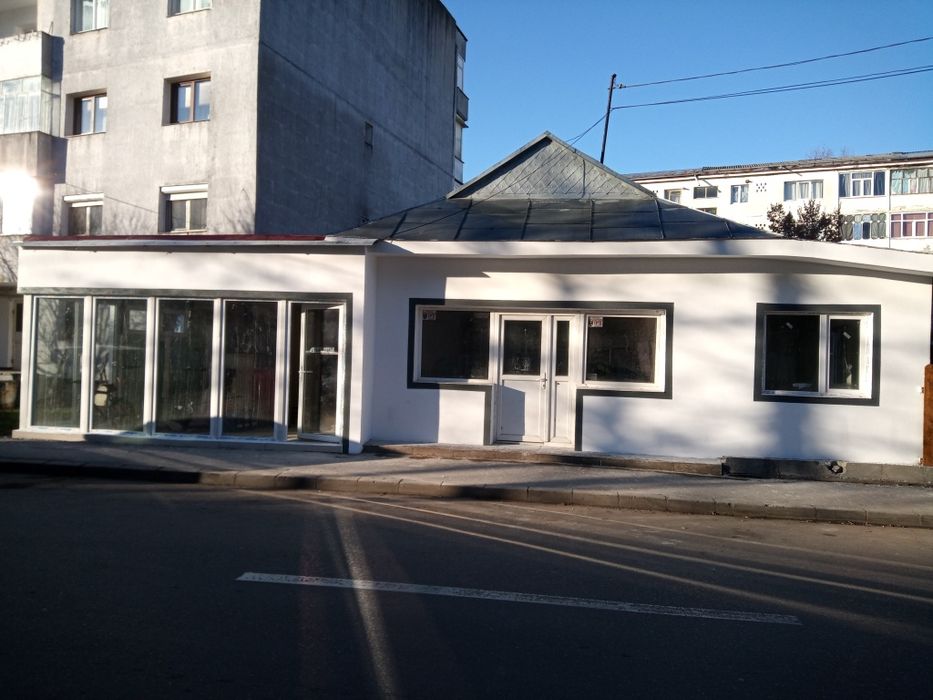Clinică,salon, activități comerciale