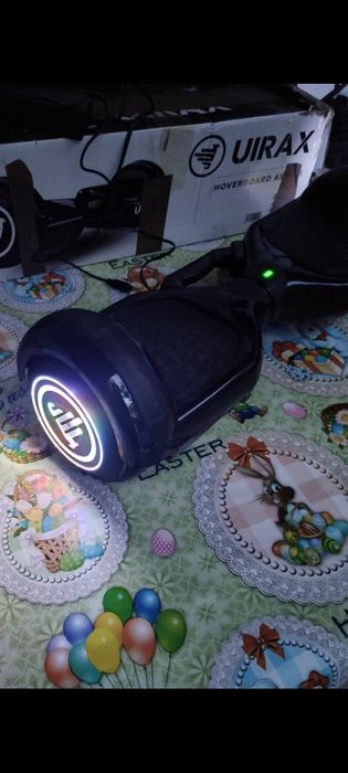 Vând hoverboard  negru