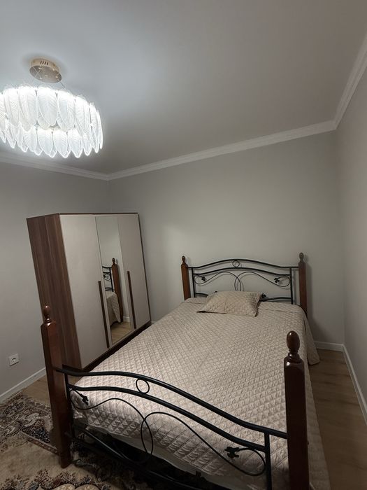 Продам кровать кованную с матрасом