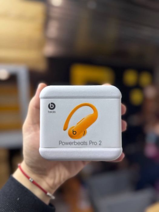 Beats studio 3. Beats studio pro. Beats solo. Beats powerbeats pro2.