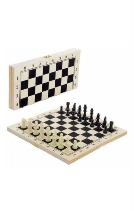Продается настольная игра "Шахматы"