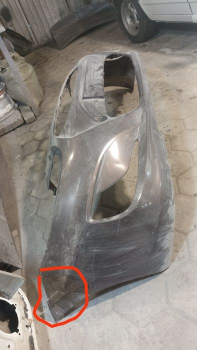 Продам бампер Хендай Акцент!