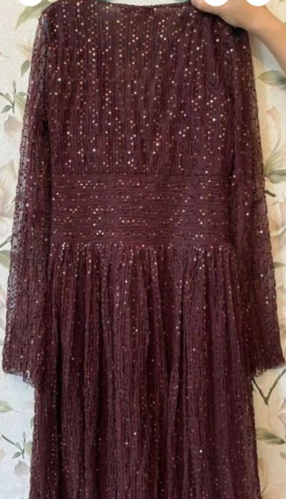 Продаётся платье вечернее