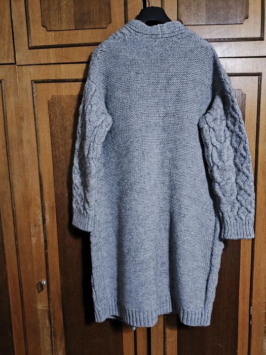 Кардиган серого цвета