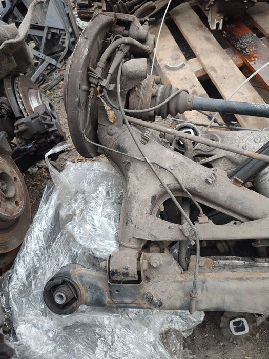 Сложная балка всборе на БМВ Е34 525