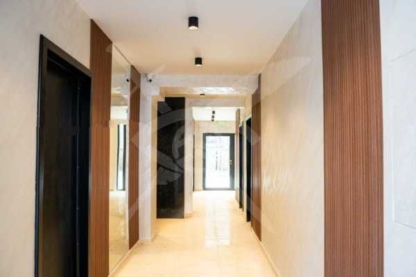 Продава се Двустаен апартамент в Пловдив, Южен - 62 кв.м за 2057 €/кв.м - Снимка #2