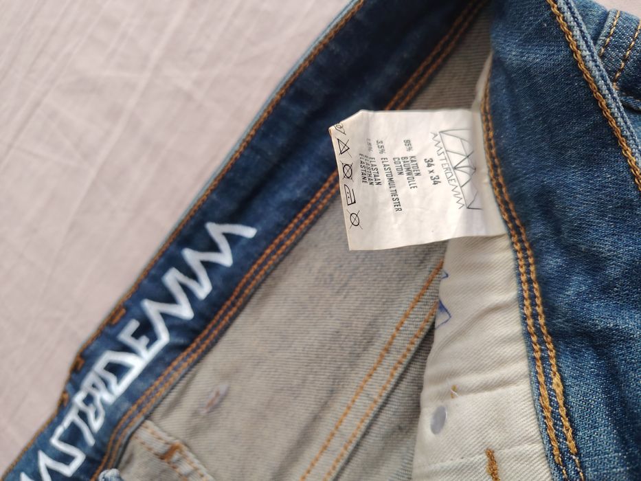 Blugi Diesel mărime S!