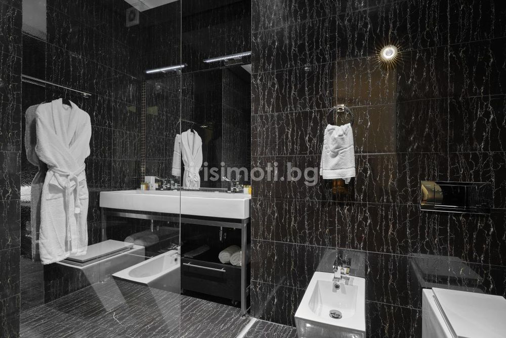 Продава се Тристаен апартамент в София, Манастирски ливади - 232 кв.м за 1484 €/кв.м - Снимка #8