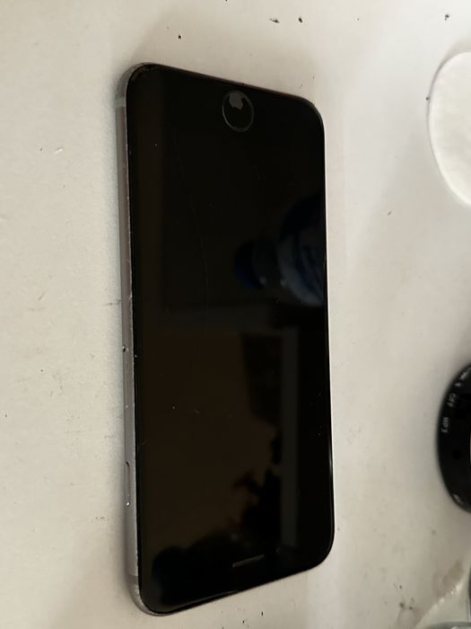 iPhone 6s 64GB сив