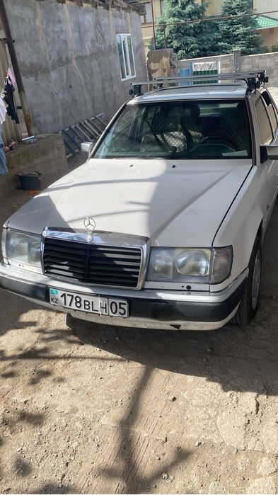 Продам мерседес 124 е230