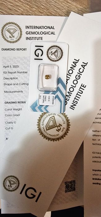 Diamant natural 0.56 ct Fancy brownish yellow VS2