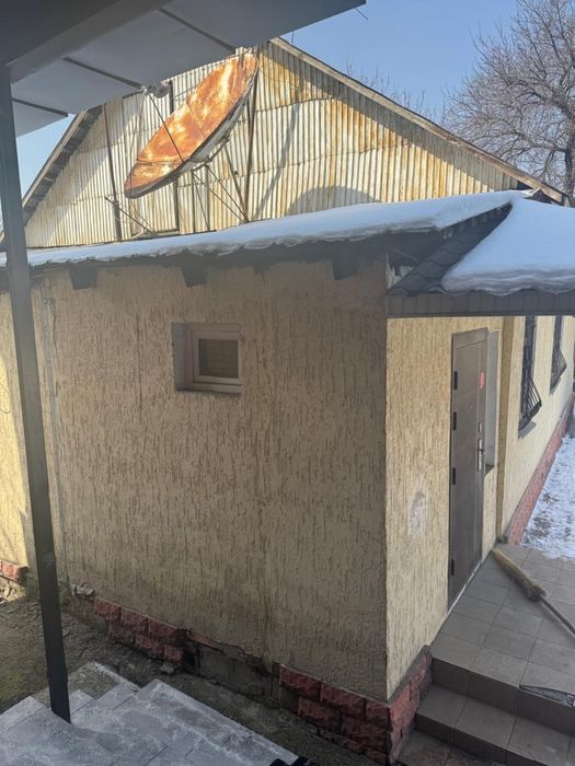 Продам дом на разбор.