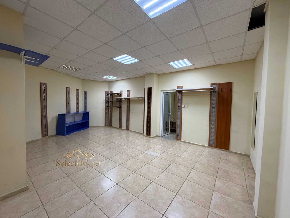 Дава се под наем Магазин в Велико Търново, Център - 120 кв.м за 357 € - Снимка #5