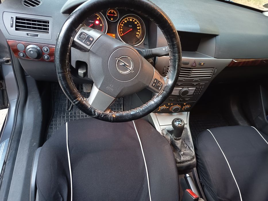OPEL Astra 2005 — imagine 5
