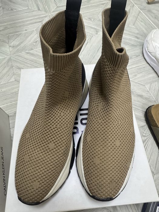 Женские кросовки 38р