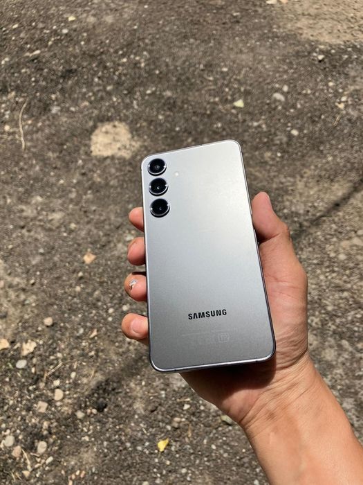 Samsung S24+ 12/512gb