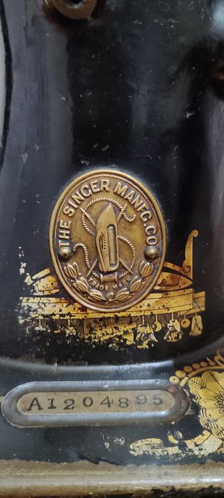 Срочно продам Швейная машинка Singer