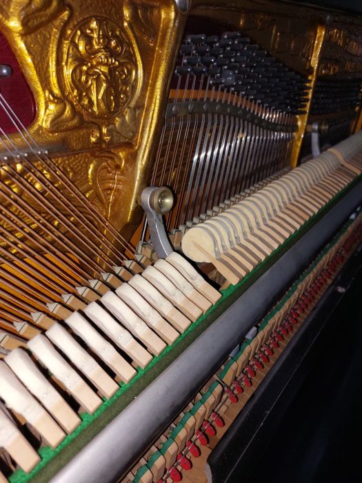 Pianina Grotrian Steinweg ( transport gratuit)