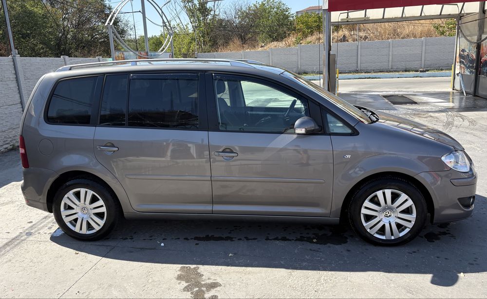 VOLKSWAGEN Touran 2008 — imagine 4