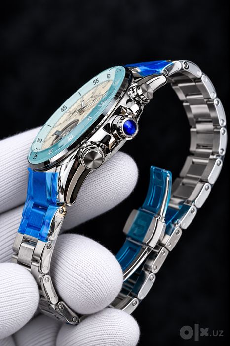 Cartier — Premium Watch