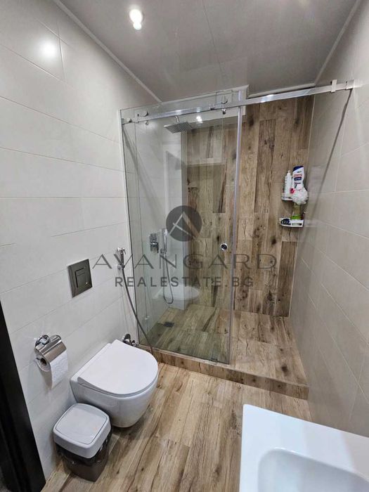 Продава се Тристаен апартамент в Пловдив, Кючук Париж - 94 кв.м за 1766 €/кв.м - Снимка #11