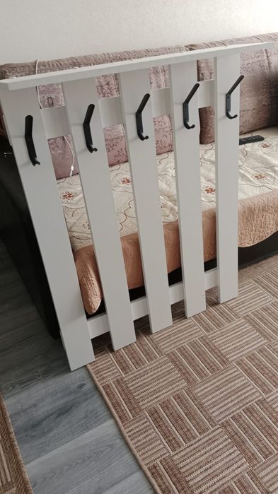 Продам вешалку-приходую