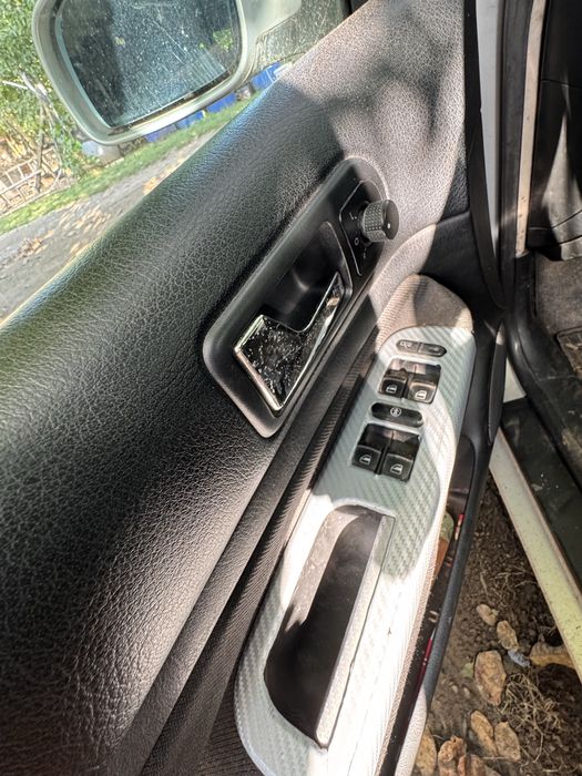 Vw Bora de vanzare cu motor defect