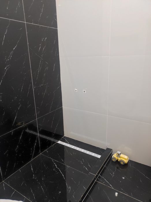 Кафель и сантехника