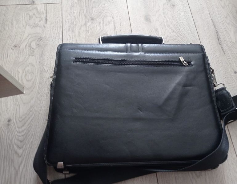 Мужской портфель