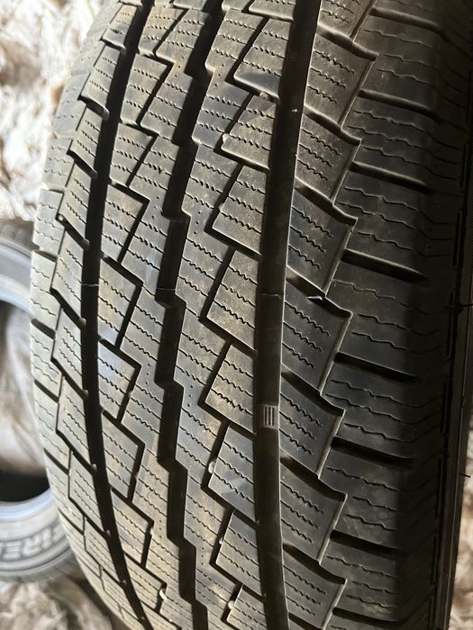Шины 235 / 65 R16