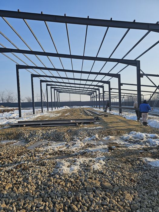 Hale metalice garaje spați comerciale și industriale