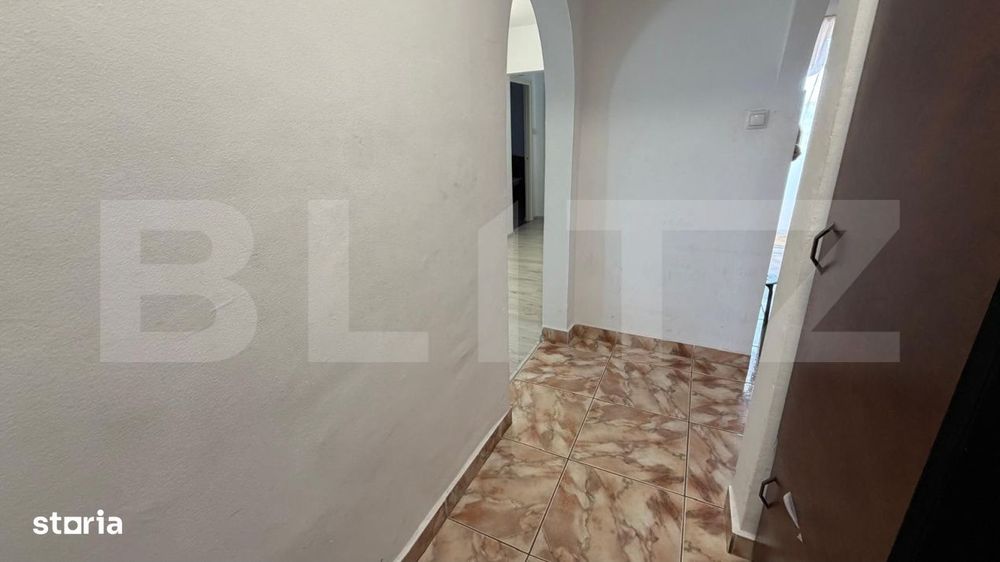 Apartament 3 camere, 65 mp, zona Cetate