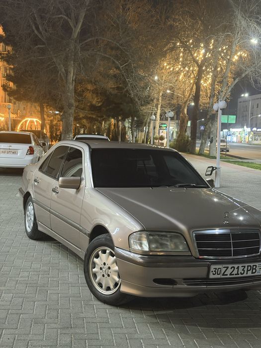 W202 срочно продается!!! 9400$