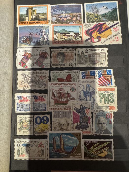 Lot Colecție Timbre Filatelie: Clasor + Pungă Vrac (Peste 1000 piese)