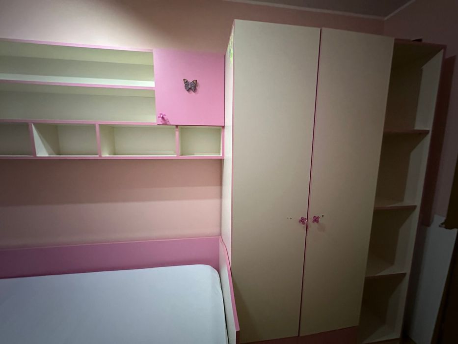 Mobilier complet cameră de fete