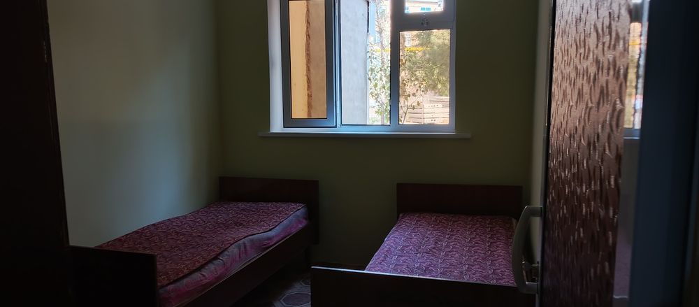 Продается своя квартира 3 комнатная на первом этаже