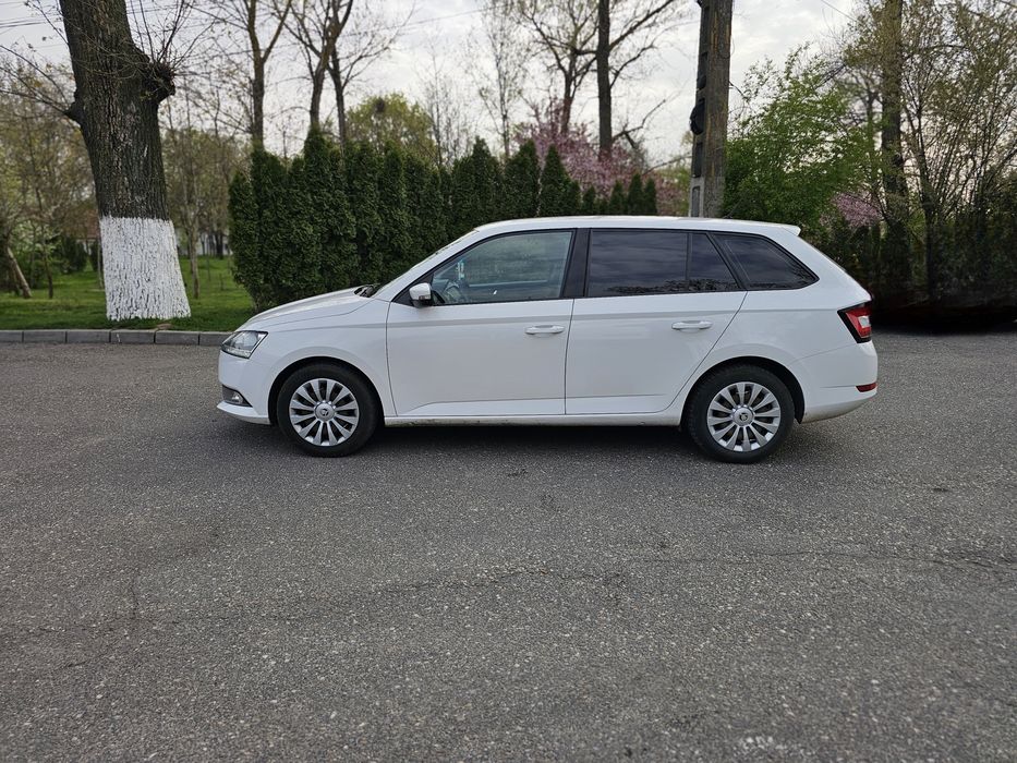 SKODA Fabia 2021 — imagine 4