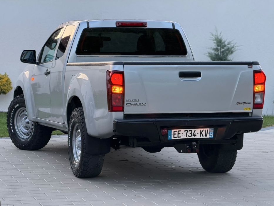 Isuzu d-max 2.5 4x4 4x2 euro 5