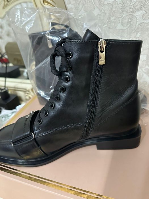 Ботинка Ильви новая