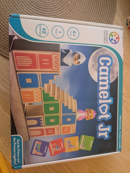 Joc de logică Smart Games Camelot Jr