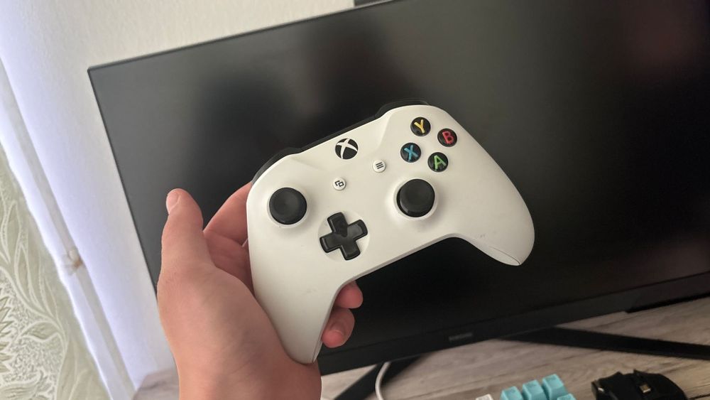 Xbox one s in stare impecabilă