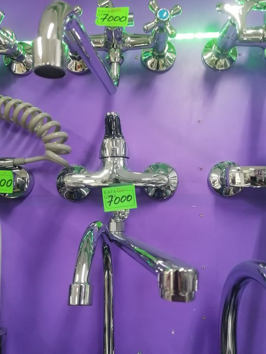 Смеситель новый, хорошего качества, р-н КШТ