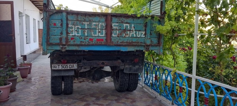 Gaz 53 sotiladi holati yaxshi